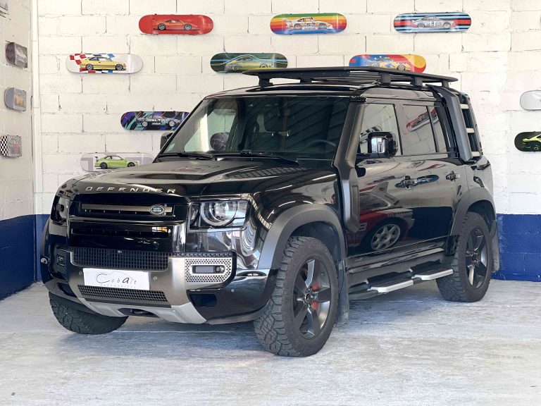 Land Rover Defender P400e hybrid full options