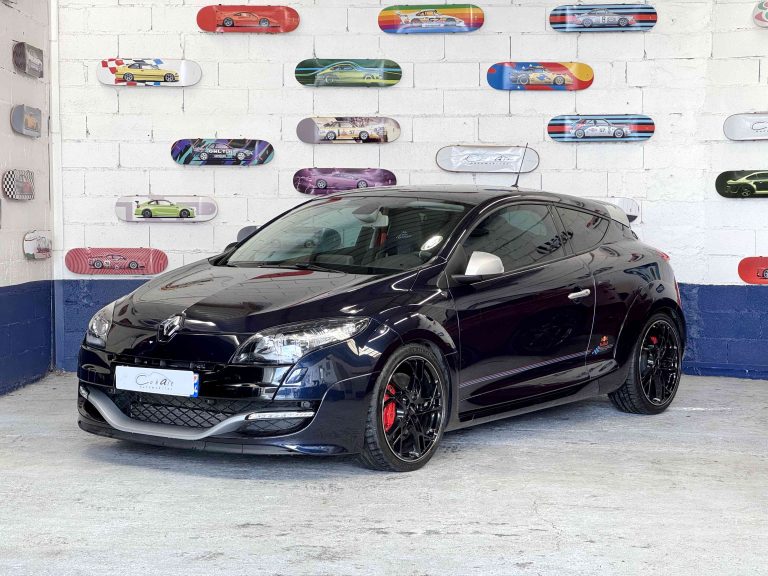 Renault Megane 3 RS Red Bull RB8