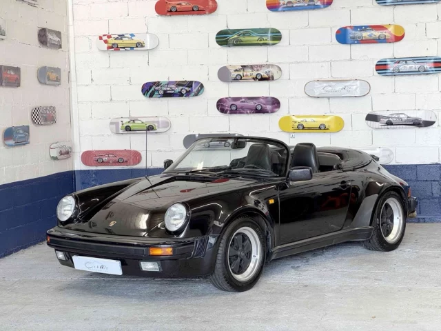 La définition parfaite du collector #porsche .

Cette superbe porsche #911 Speedster turbo look avec seulement 42 000km réunit tout ce que les passionnés recherchent aujourd’hui et les ingrédient d’un collector. 

Une icône rare et intemporelle. Disponible dès maintenant. #cobaltautomobiles #911speedster  #collector